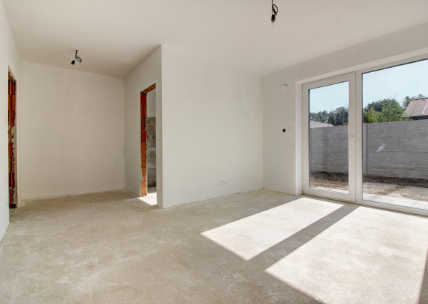 Na predaj skolaudovaný 4i RD s pozemkom 596 m² v Malej Pake.