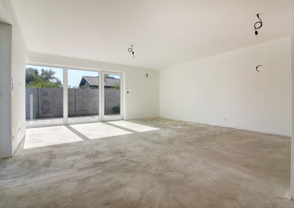 Na predaj skolaudovaný 4i RD s pozemkom 596 m² v Malej Pake.