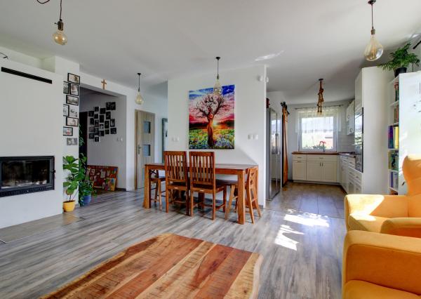 PREDANÉ - Predaj 4-izbového rodinného domu v Moste pri Bratislave