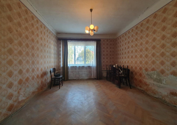 Na predaj: 4 izbový rodinný dom na pozemku o rozlohe 1543 m², obec Horný Bar
