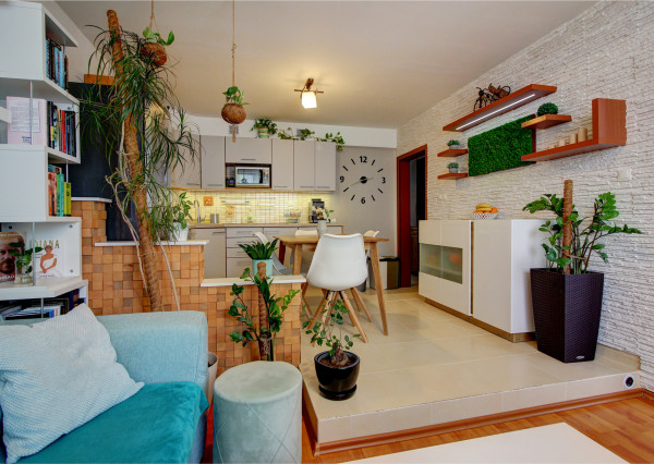 Na predaj: 3 izbový byt 66 m² , Mestský Majer,  Šamorín - kompletná rekonštrukcia