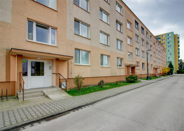 Na predaj: 3 izbový byt 66 m² , Mestský Majer,  Šamorín - kompletná rekonštrukcia