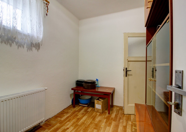 Na predaj: 2,5 izbový rodinný dom s , obec Šamorín-Šámot