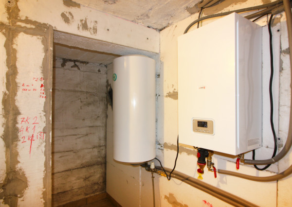 Na predaj: 2,5 izbový rodinný dom s , obec Šamorín-Šámot