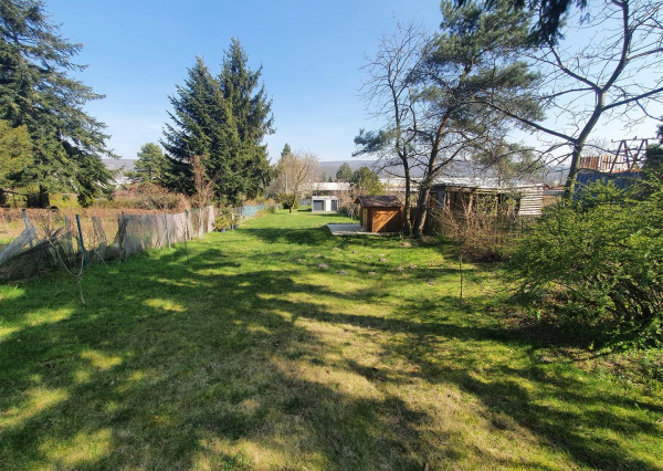 Na predaj: pozemok 901 m2 , BA-Dúbravka, Polianky