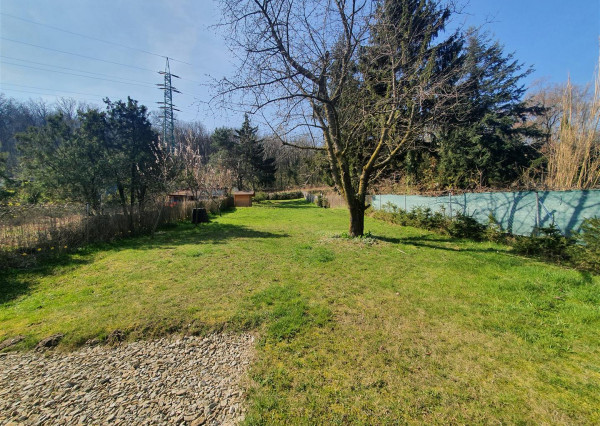 Na predaj: pozemok 901 m2 , BA-Dúbravka, Polianky