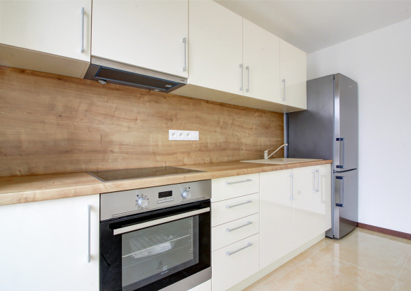 Na prenájom 3 izbový byt Šamorín- Čilistov s parkovacím státím