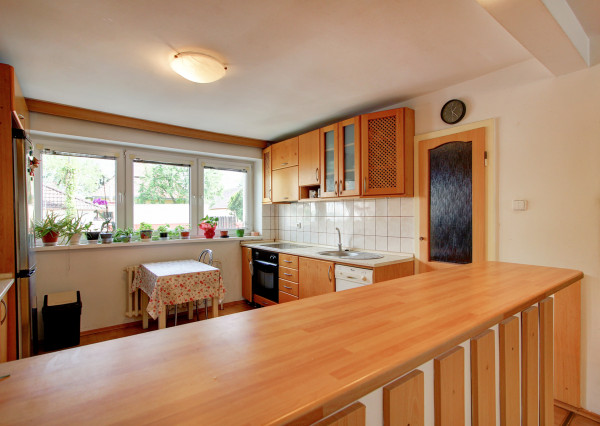 Predaj 7i RD 230m², 2x garáž, pozemok 580m², BA-Vrakuňa.