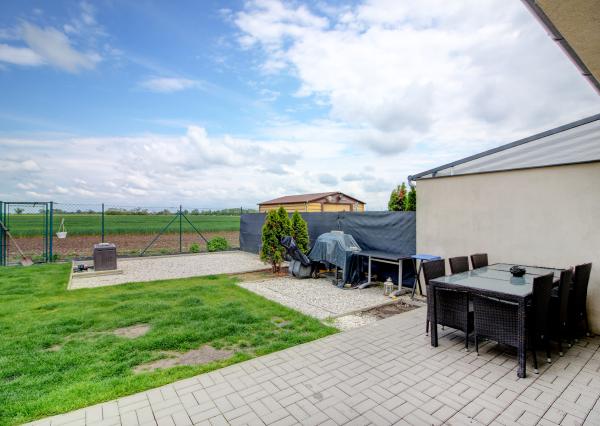 Na prenájom 4izbový rodinný dom Hamuliakovo