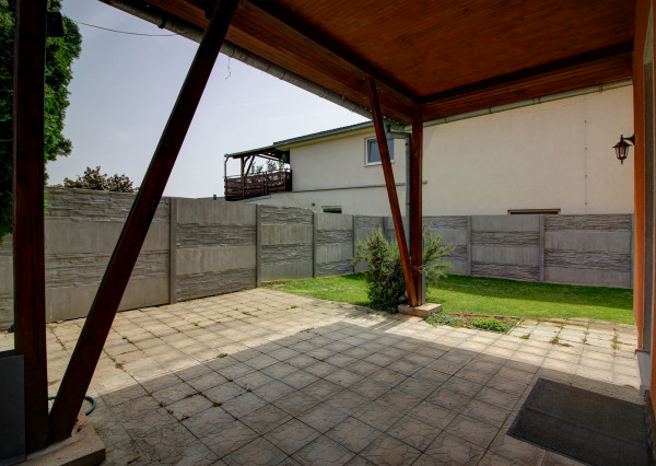 Na predaj: 4i RD -INVESTIČNÁ PRÍLEŽITOSŤ - obec Hamuliakovo