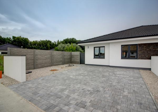 Na prenájom 4 izbový rodinný dom v Hornom Bare