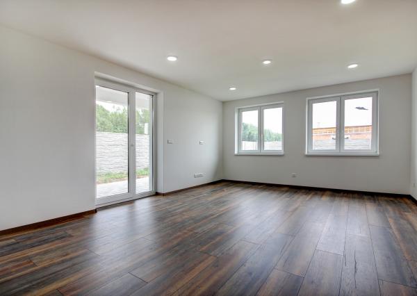 Na prenájom 4 izbový rodinný dom v Hornom Bare