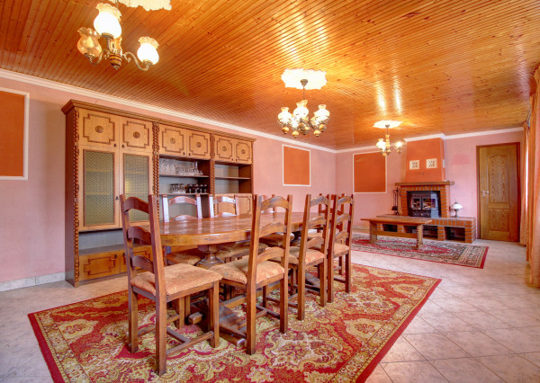 Na predaj 6 izbový rodinný dom v Mosonmagyaróvári na 1059 m² pozemku