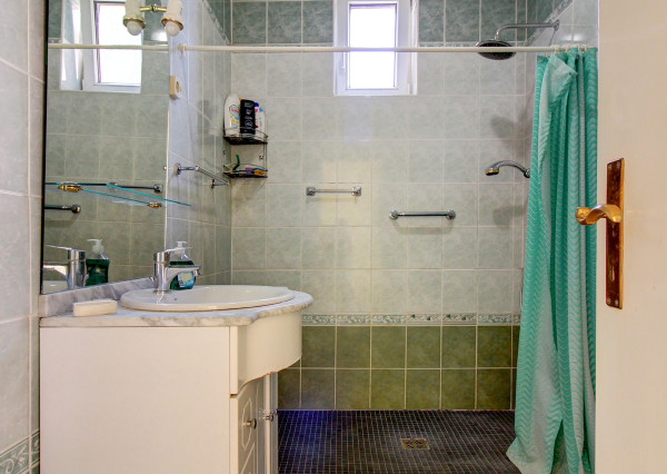 Na predaj 6 izbový rodinný dom v Mosonmagyaróvári na 1059 m² pozemku