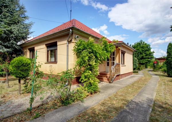 Na predaj 6 izbový rodinný dom v Mosonmagyaróvári na 1059 m² pozemku