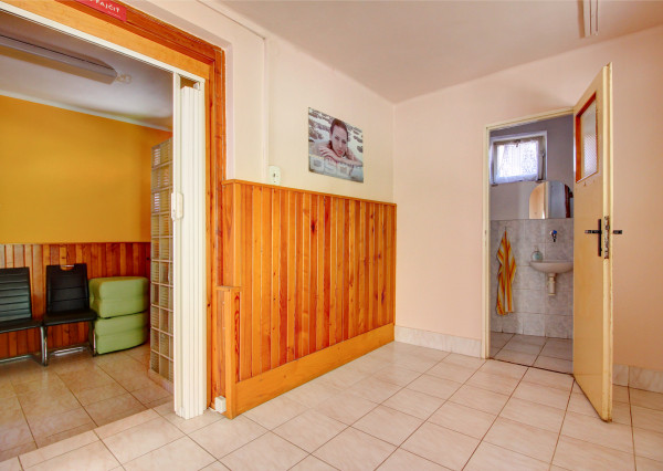 Na predaj: 3 izbový rodinný dom na pozemku o rozlohe 361 m², Gabčíkovo