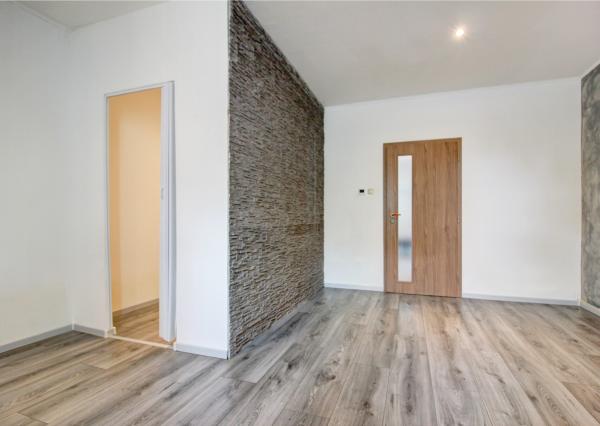 Na predaj: 3izbový rodinný dom na pozemku o rozlohe 925 m2, obec Baka