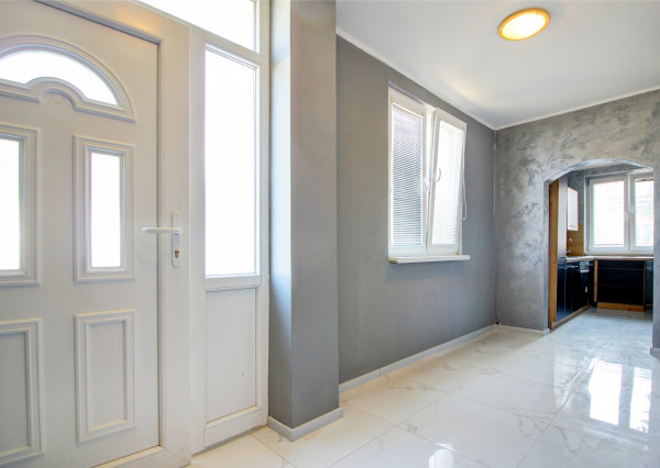 Na predaj: 3izbový rodinný dom na pozemku o rozlohe 925 m2, obec Baka