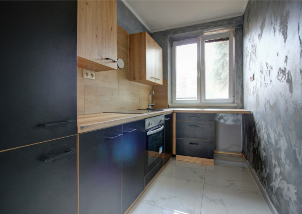 Na predaj: 3izbový rodinný dom na pozemku o rozlohe 925 m2, obec Baka