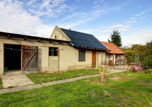 Na predaj: 4i RD, pozemok 1719 m², obec Vojka nad Dunajom