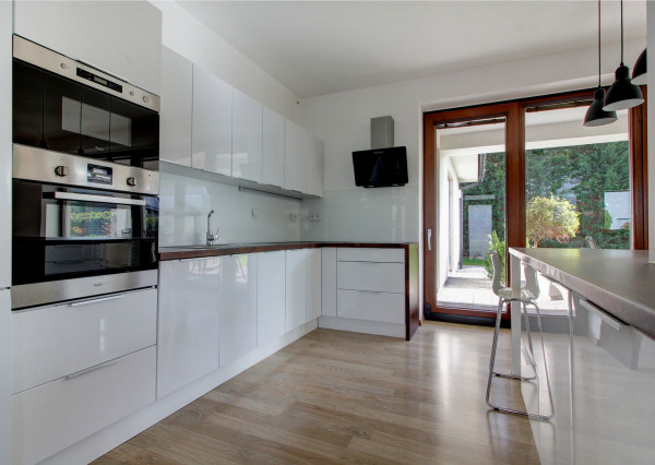 Na predaj: 5  izbový rodinný dom – Bratislava - Podunajské Biskupice