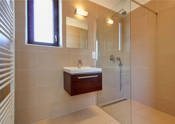 Na predaj: 5  izbový rodinný dom – Bratislava - Podunajské Biskupice