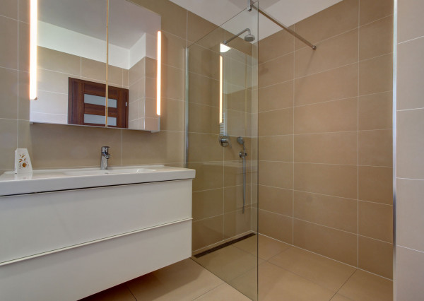 Na predaj: 5  izbový rodinný dom – Bratislava - Podunajské Biskupice