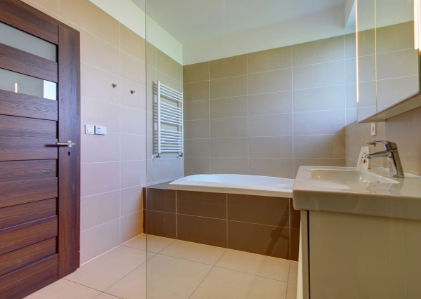 Na predaj: 5  izbový rodinný dom – Bratislava - Podunajské Biskupice