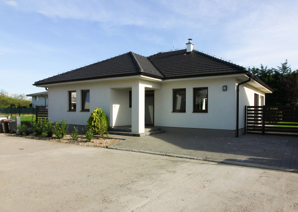 Na predaj: 5  izbový rodinný dom – Bratislava - Podunajské Biskupice