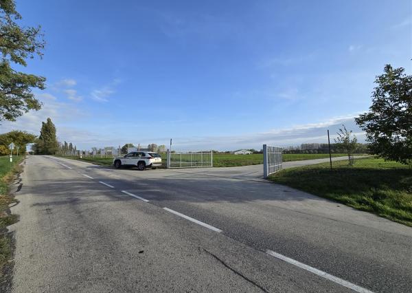 Na predaj: pozemok  20000 m2 , Blatná na Ostrove , okr. Dunajská Streda