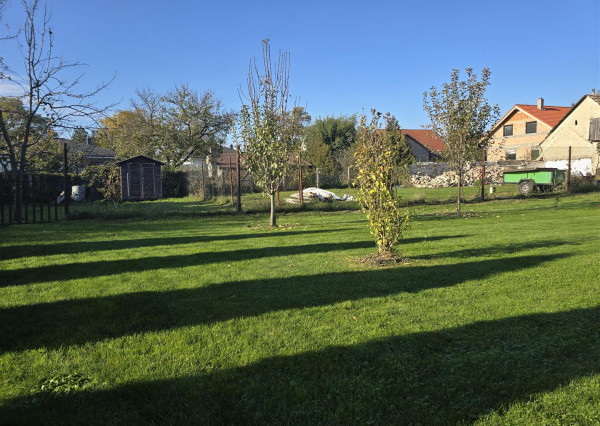 Pozemok 852 m2 , obec Horný Bar, okr. Dun. Streda