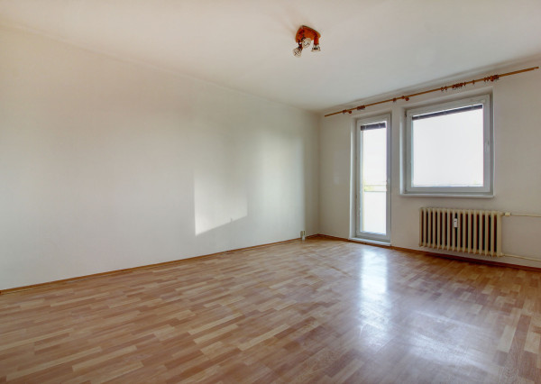 Na predaj: 3 izbový byt 70 m² s balkónom a loggiou  , Veterná,  Šamorín