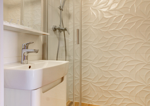 Na predaj: 3 izbový byt 70 m² s balkónom a loggiou  , Veterná,  Šamorín