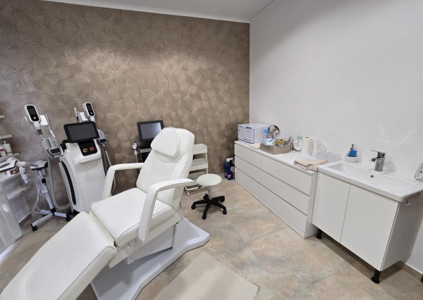 PRENÁJOM ZARIADENÉHO ŠTÚDIA KRÁSY V ROVINKE