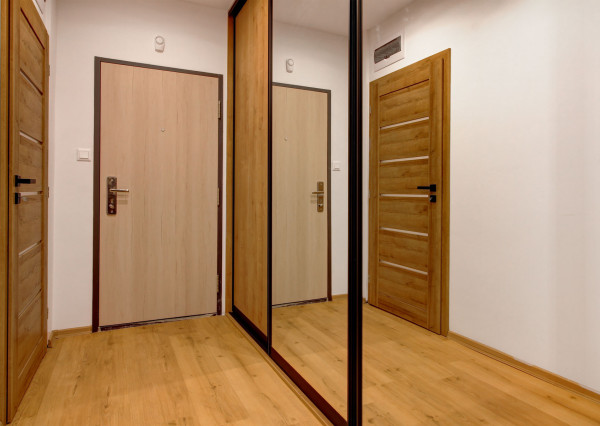 REZERVOVANÉ - 1,5-i byt - kompletná rekonštrukcia BA Ružinov-Haburská ul.