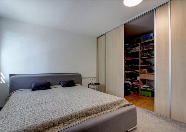 Priestranný 5-izbový RD s na 802 m² pozemku v pokojnej obci Macov