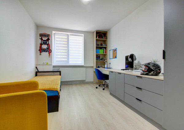 Priestranný 5-izbový RD s na 802 m² pozemku v pokojnej obci Macov