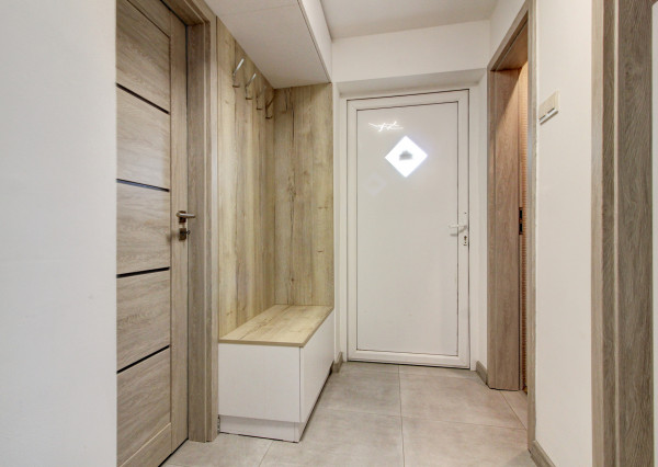 Priestranný 5-izbový RD s na 802 m² pozemku v pokojnej obci Macov