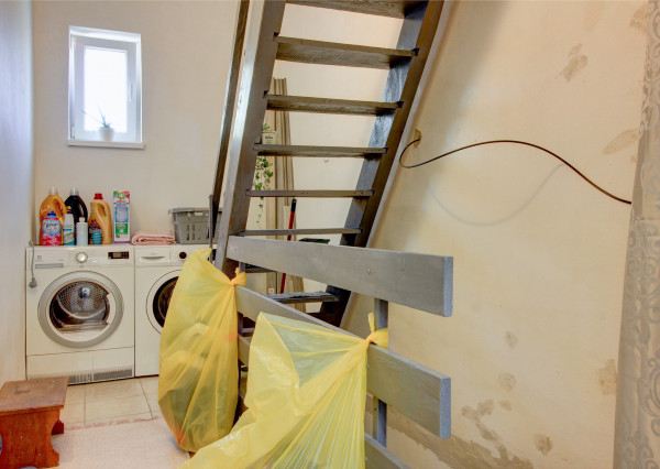 Priestranný 5-izbový RD s na 802 m² pozemku v pokojnej obci Macov