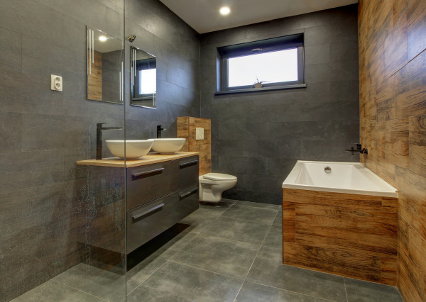 REZERVOVANÉ Na predaj 4-izbový presvetlený rodinný dom na 882 m² pozemku v Zlatých Klasoch