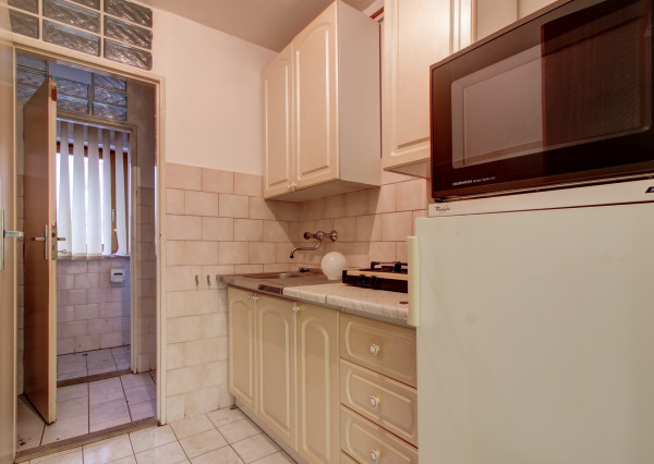 Na prenájom predajňa a kancelárske priestory v Šamoríne