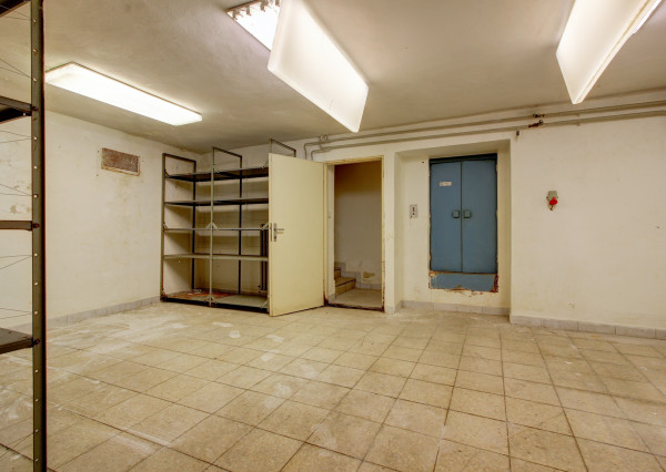 Na prenájom predajňa a kancelárske priestory v Šamoríne