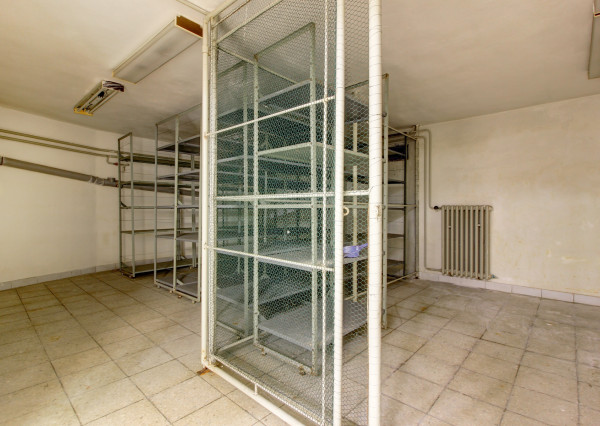 Na prenájom predajňa a kancelárske priestory v Šamoríne