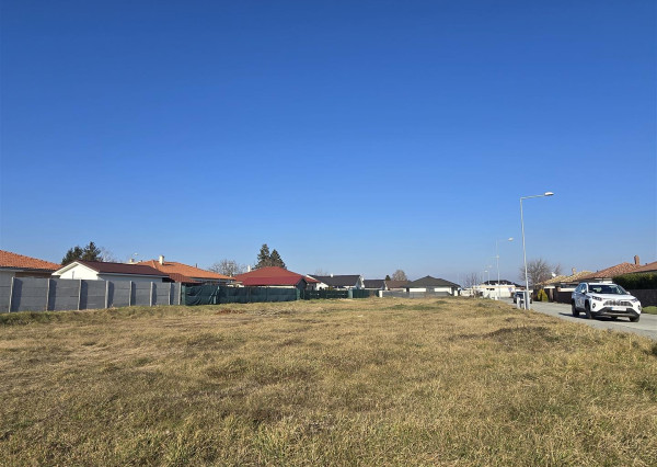 Na predaj: pozemok 600 m² , Hviezdoslavov, okr. Dunajská Streda