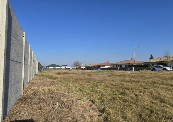 Na predaj: pozemok 600 m² , Hviezdoslavov, okr. Dunajská Streda