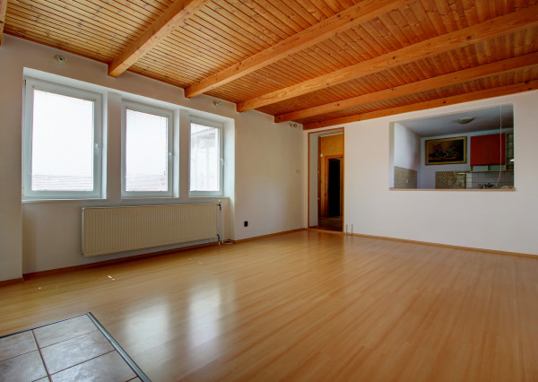 Na predaj: 4i RD -INVESTIČNÁ PRÍLEŽITOSŤ - obec Hamuliakovo