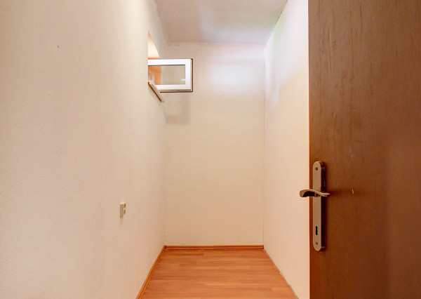 Na predaj: 4i RD -INVESTIČNÁ PRÍLEŽITOSŤ - obec Hamuliakovo