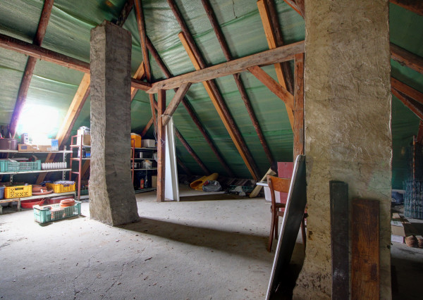 Na predaj: 4i RD -INVESTIČNÁ PRÍLEŽITOSŤ - obec Hamuliakovo