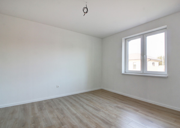 Na predaj: 4izbový rodinný dom kolaudovaný – Šamorín-Bučuháza,  stav štandard