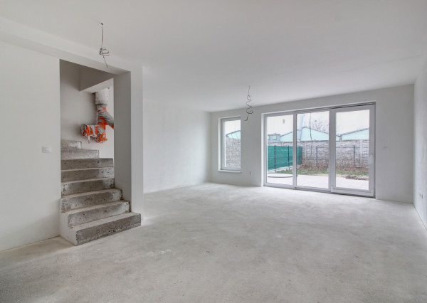 Na predaj – Moderný dvojpodlažný 4-izbový rodinný dom v Šamoríne, časť Mliečno